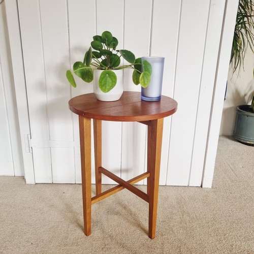 Vintage small teak round - vintage,